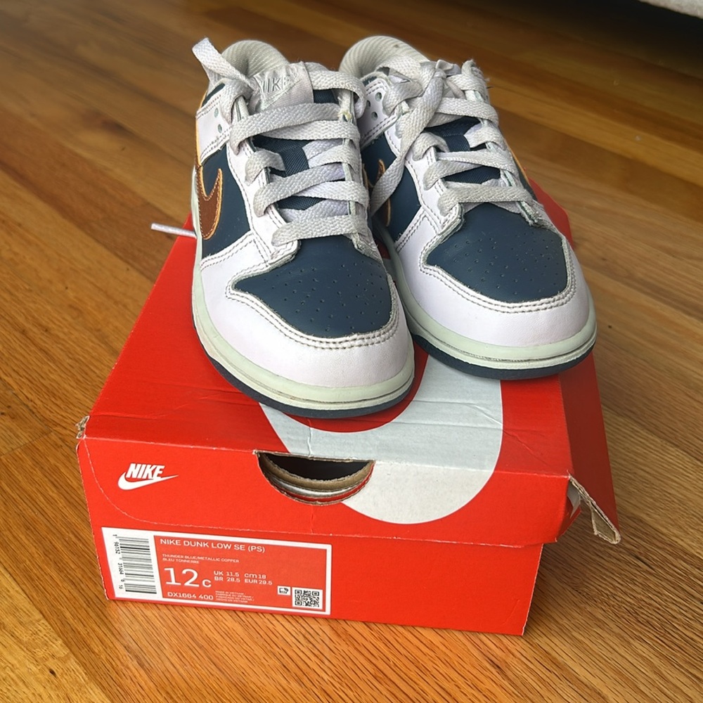 Nike dunks - Picture 2 of 4